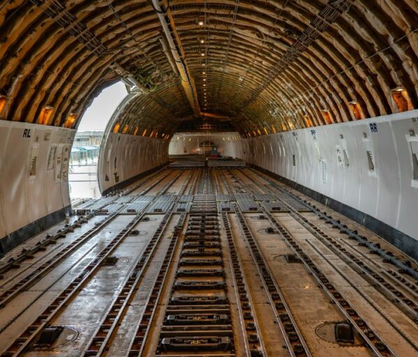 Infrastruktura_cargo_na_polskich_lotniskach_ Jak_transportuje_sie_towary_droga_powietrzna